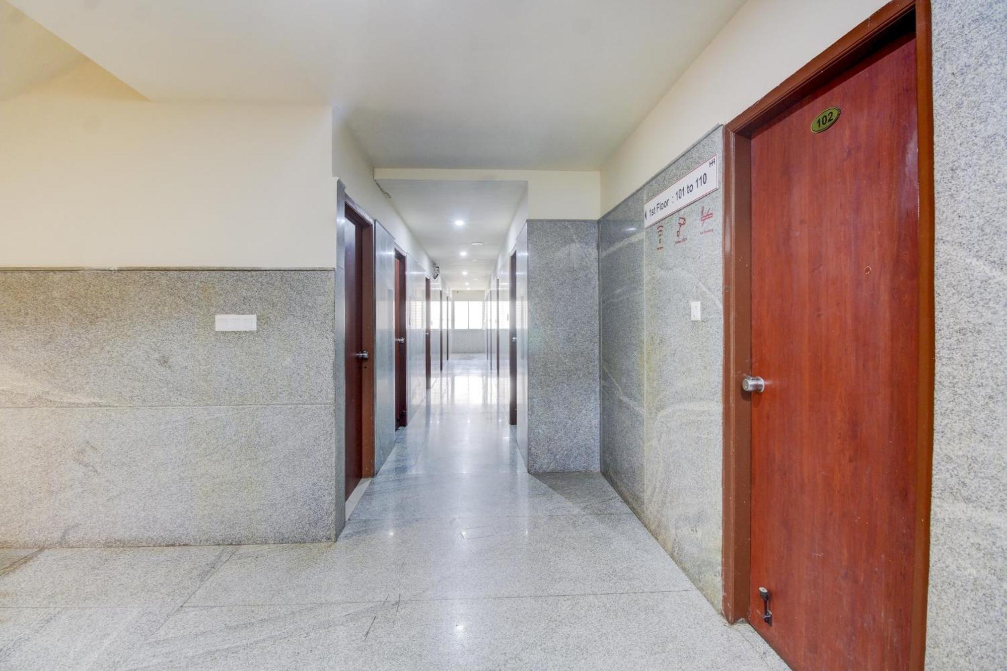 Super Hotel O Nar Comforts Near Ksr Railway Station Bangalore Dış mekan fotoğraf